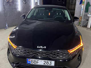 KIA K5 фото 1