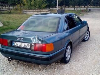 Audi 100 foto 1