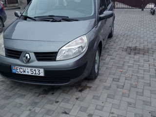 Renault Scenic foto 2