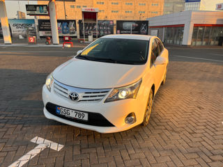 Toyota Avensis foto 3