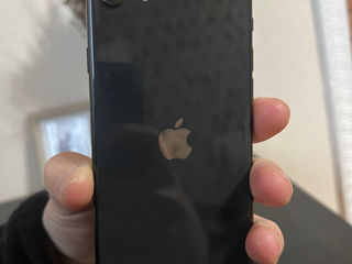 iPhone SE 2020 foto 3