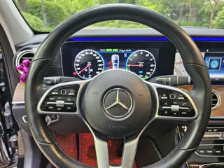 Mercedes E-Class foto 9