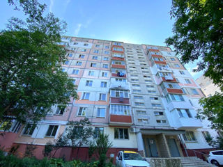 3-х комнатная квартира, 69 м², Буюканы, Кишинёв