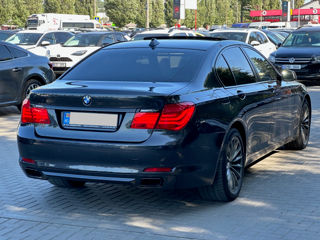 BMW 7 Series foto 3