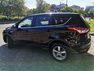 Ford Escape foto 5