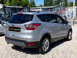 Ford Kuga foto 5