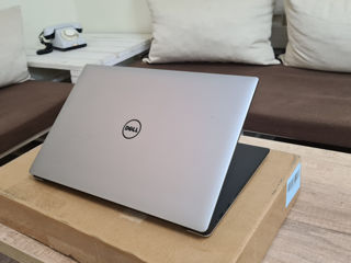 Dell XPS 15 IPS (Core i7 6820HQ/16Gb DDR4/512Gb NVMe SSD/Quadro M1000M/15.6" FHD IPS) foto 5