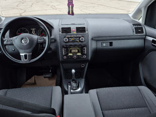 Volkswagen Touran foto 7