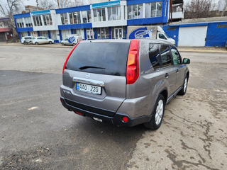 Nissan X-Trail foto 5