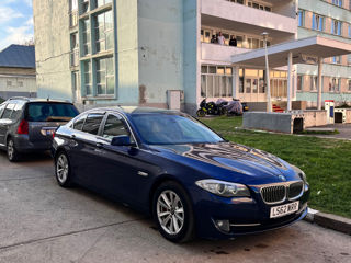 BMW 5 Series foto 4