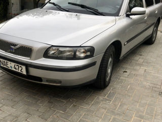 Volvo V70 foto 2