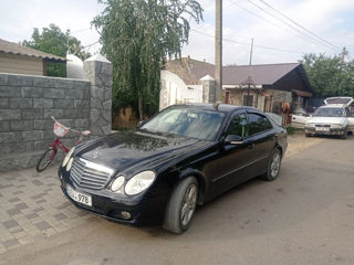 Mercedes E-Class foto 7