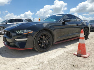 Ford Mustang foto 3