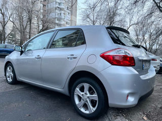 Toyota Auris foto 3