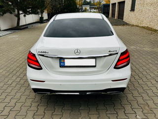 Mercedes E-Class foto 6