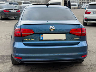 Volkswagen Jetta foto 7