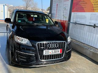 Audi Q7 foto 1