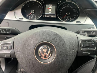 Volkswagen Passat foto 2