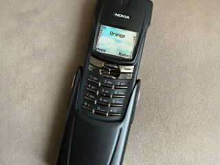 Nokia 8910i foto 2