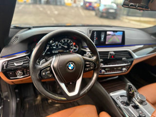 BMW 5 Series foto 14