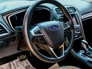 Ford Fusion foto 7