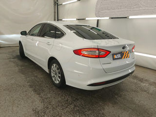 Ford Mondeo foto 5