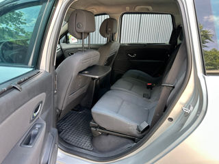 Renault Grand Scenic foto 7