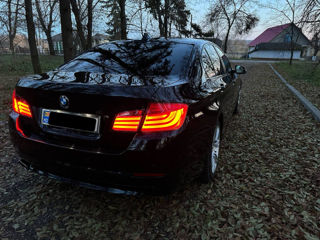 BMW 5 Series foto 5