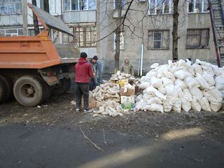 *Evacuarea deșeurilor.kamaz,zil,bobcat,miniescavator,buldoexcavator,demolari. foto 6