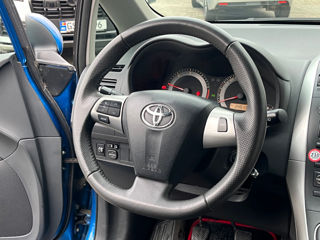 Toyota Auris foto 12