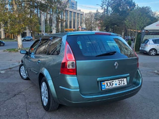 Renault Megane foto 4