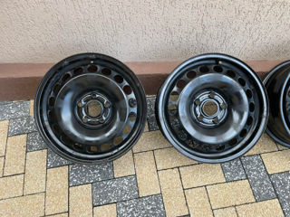 Set 4 jante metal Passat B8, Skoda Superb 5x112 originale ideale. foto 2