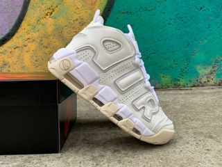 Nike Air More Uptempo Bej Women's foto 4