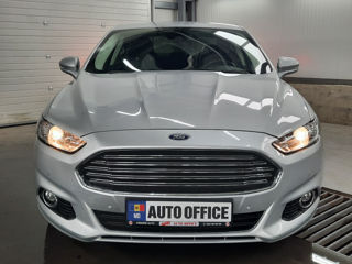 Ford Mondeo foto 2