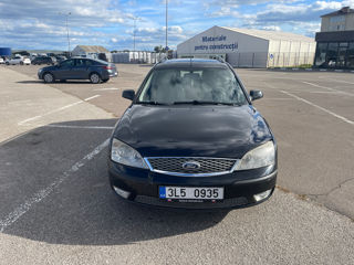 Ford Mondeo foto 2