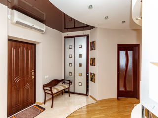 Apartament cu 3 camere, 130 m², Centru, Chișinău foto 13