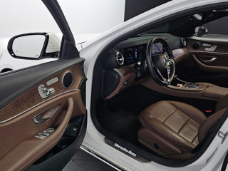 Mercedes E-Class foto 3