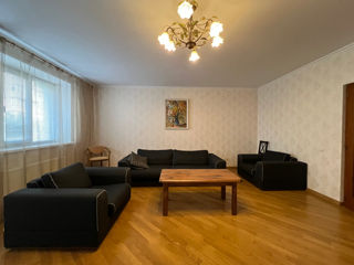 Apartament cu 3 camere, 120 m², Centru, Chișinău foto 8
