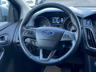 Ford Focus foto 10