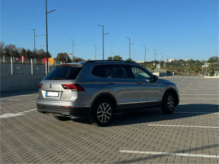 Volkswagen Tiguan foto 2