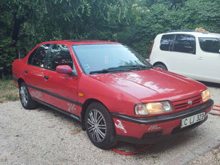 Nissan Primera foto 1