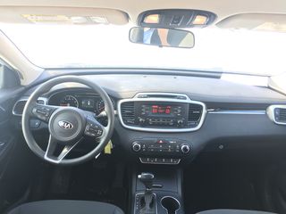 KIA Sorento foto 5