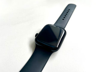Apple Watch 7 / 45mm / GPS / Midnight foto 2