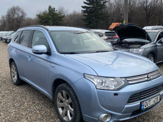 Mitsubishi Outlander foto 5