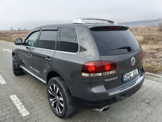 Volkswagen Touareg foto 4