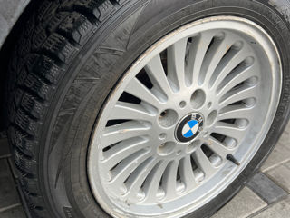 BMW 5 Series foto 8