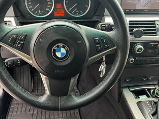 BMW 5 Series foto 10