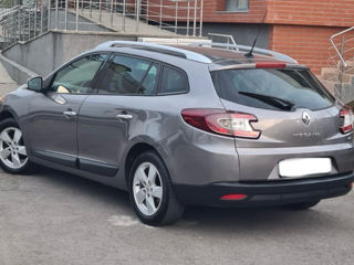 Renault Megane foto 1