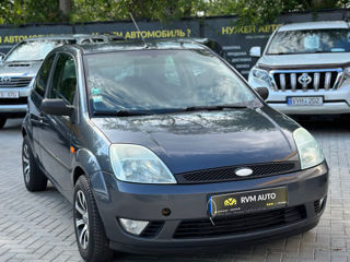 Ford Fiesta foto 3