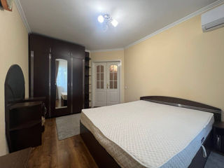 Apartament cu 2 camere, 50 m², Botanica, Chișinău foto 3